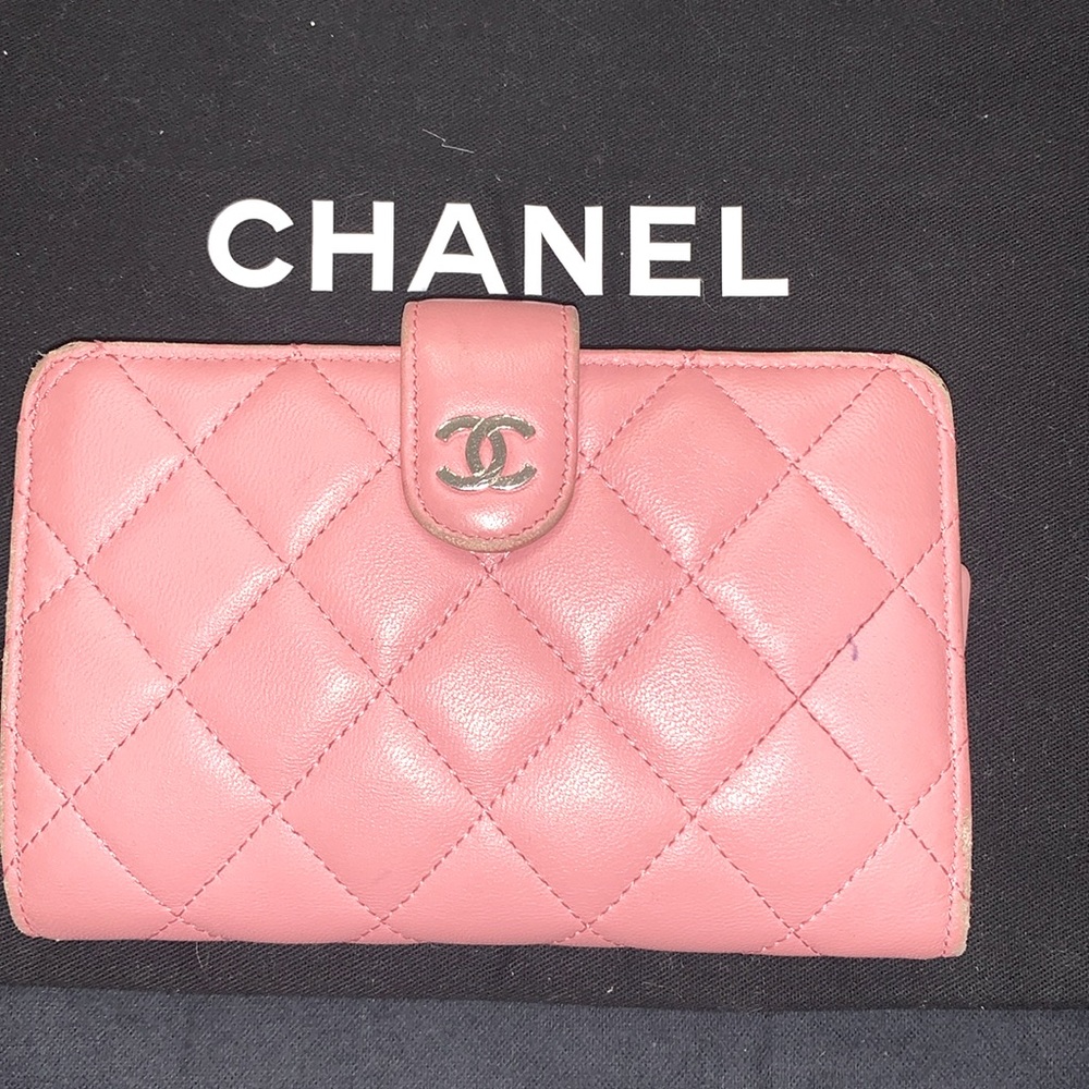 Chanel quilted lamb skin wallet